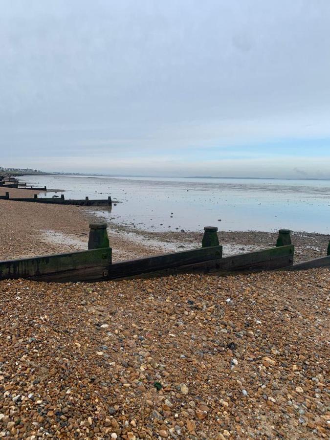 Central Townhouse Whitstable Esterno foto